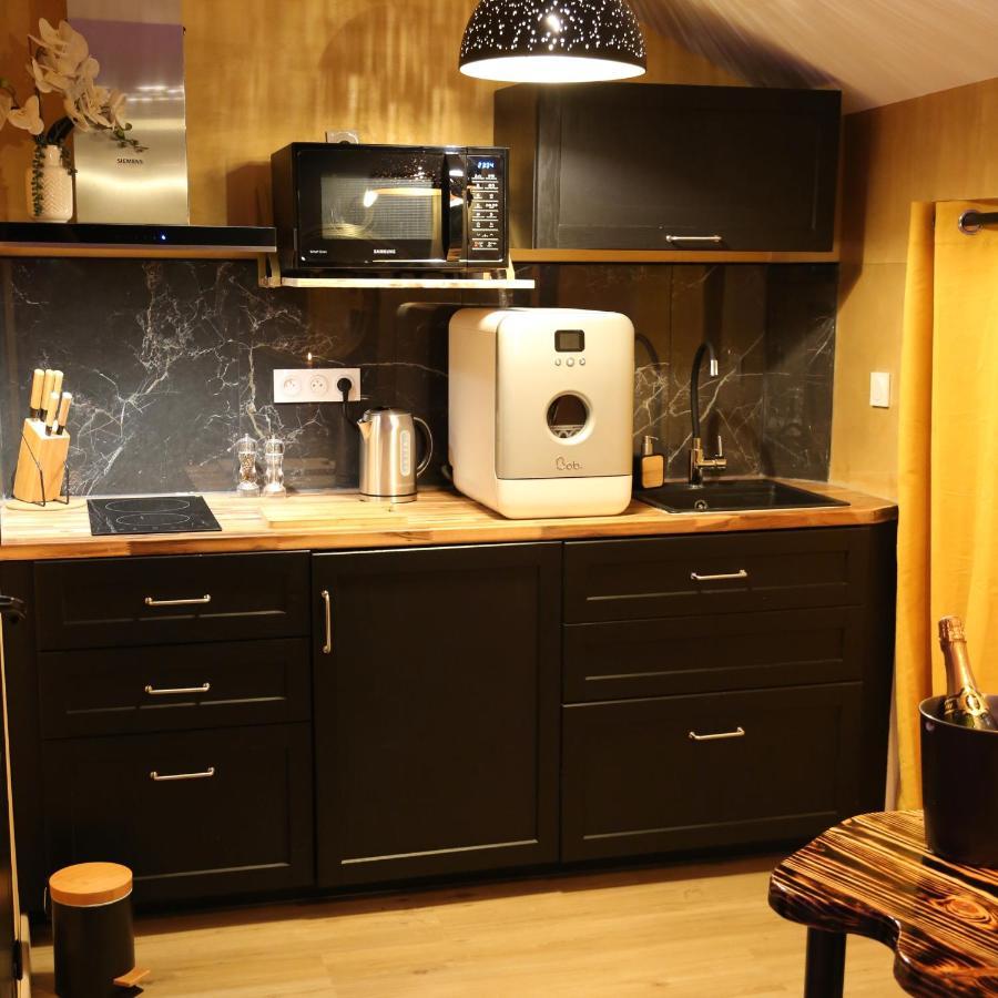 Love Room Gold - Les Delices Rooms Angers Ngoại thất bức ảnh